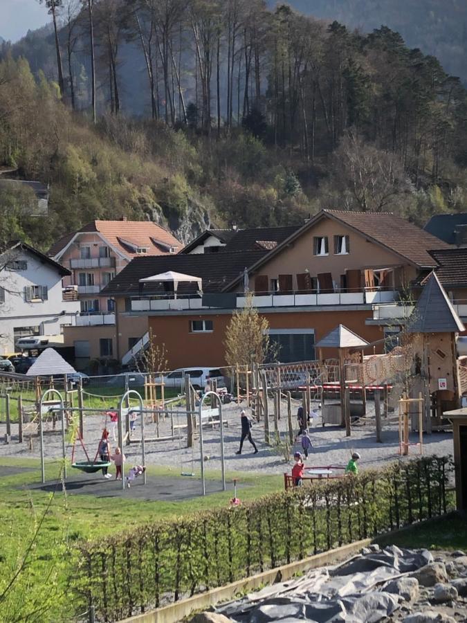 Grosszuegige Ferienwohnung Fuer 4 Personen Interlaken Esterno foto